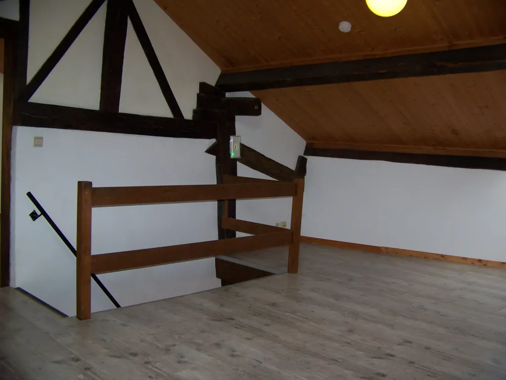 Toad - Duplex Apartment in Florenville Centre