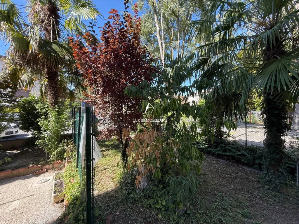 Aed - Rustic Villa with Garden in Lugo