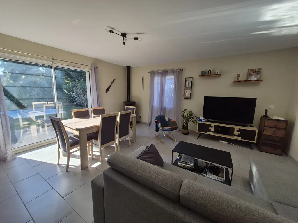 Living Room - Semi-detached Villa with Pool in Eyragues
