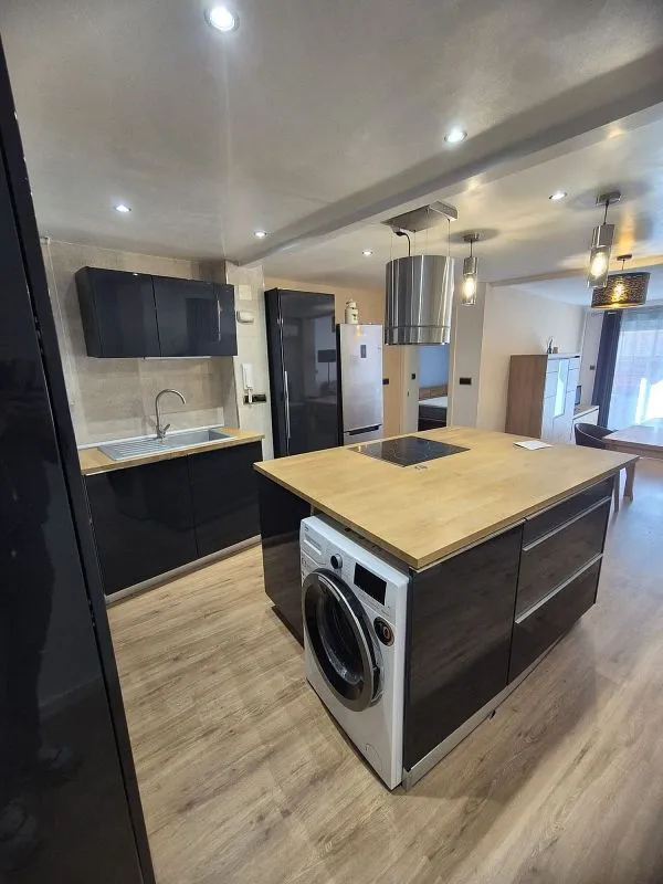 Cucina - 2-Bedroom Flat with Balcony in Orriols