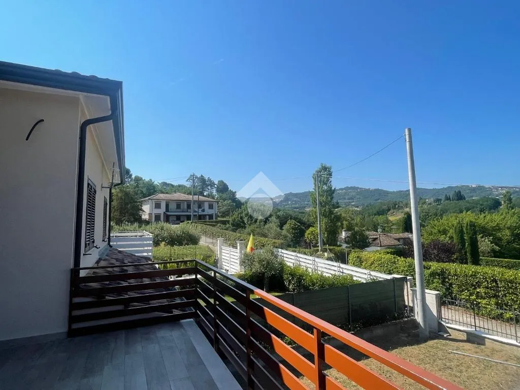 Balcone - Casa indipendente con terrazzo panoramico a San Nicola Manfredi