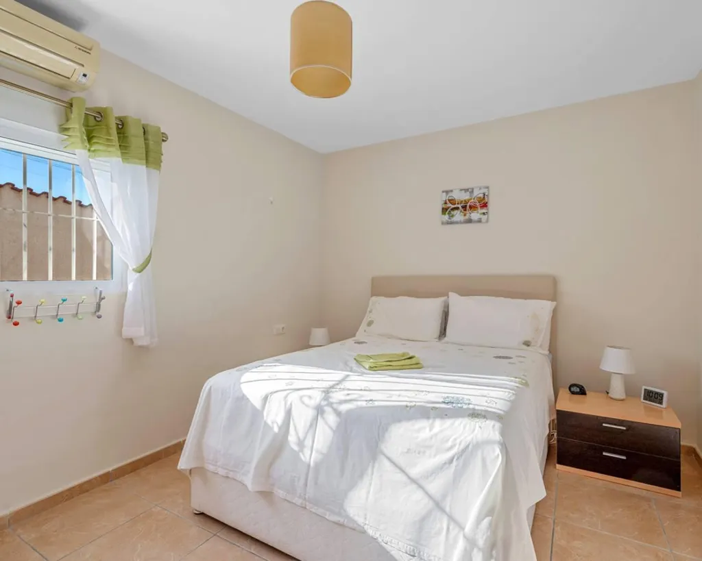 Magamistoad - Seven-Bedroom Villa with Pool in Ciudad Quesada