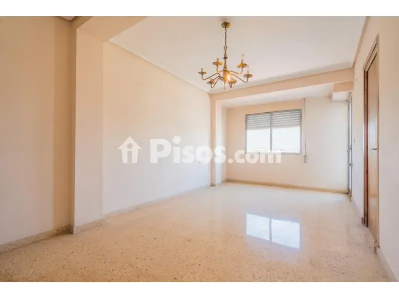 Pièces - Apartment with Balcony in Xirivella