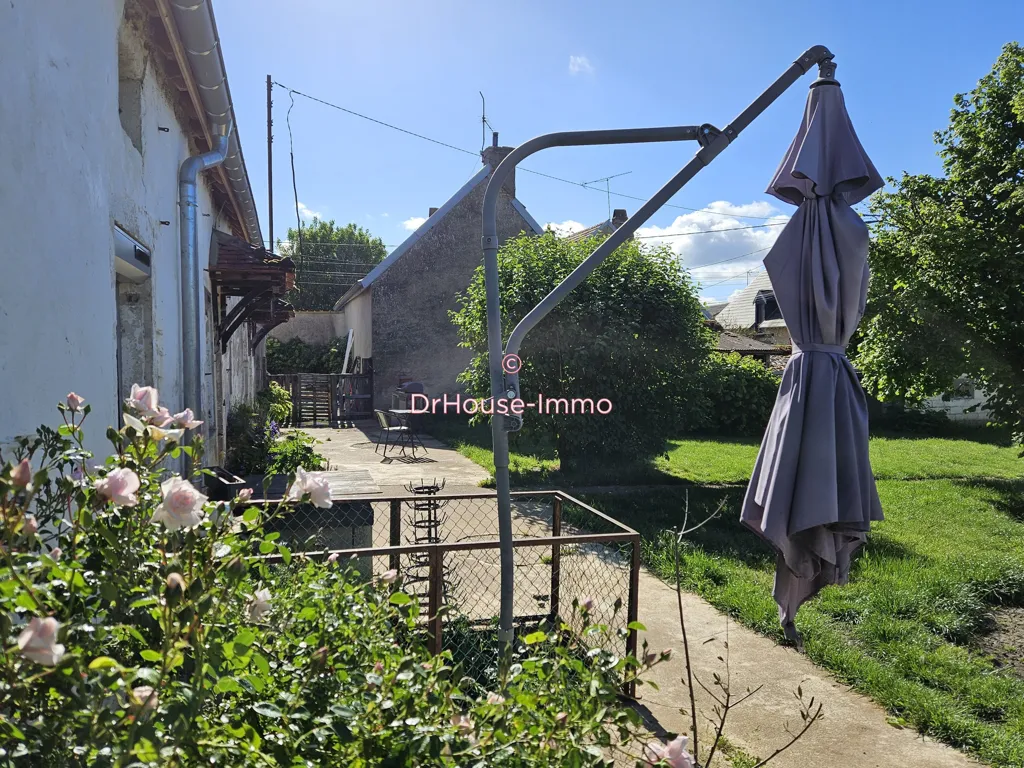 Jardin - Maison en Pierre avec Jardin à Renève