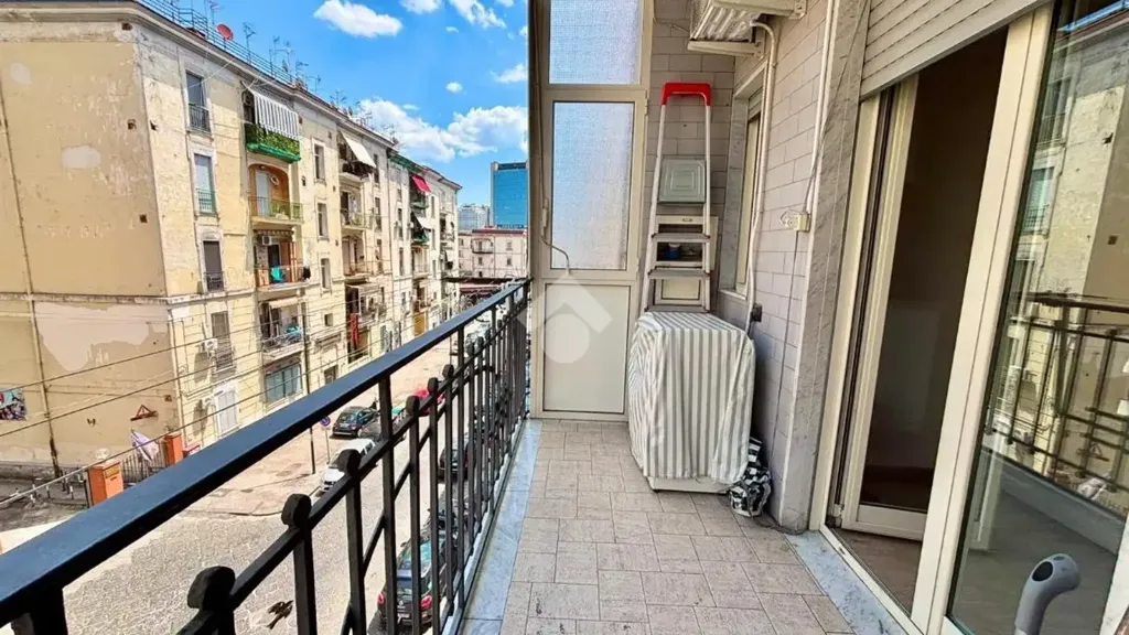 Balcon - Modern Flat with Balconies in Poggioreale, Naples