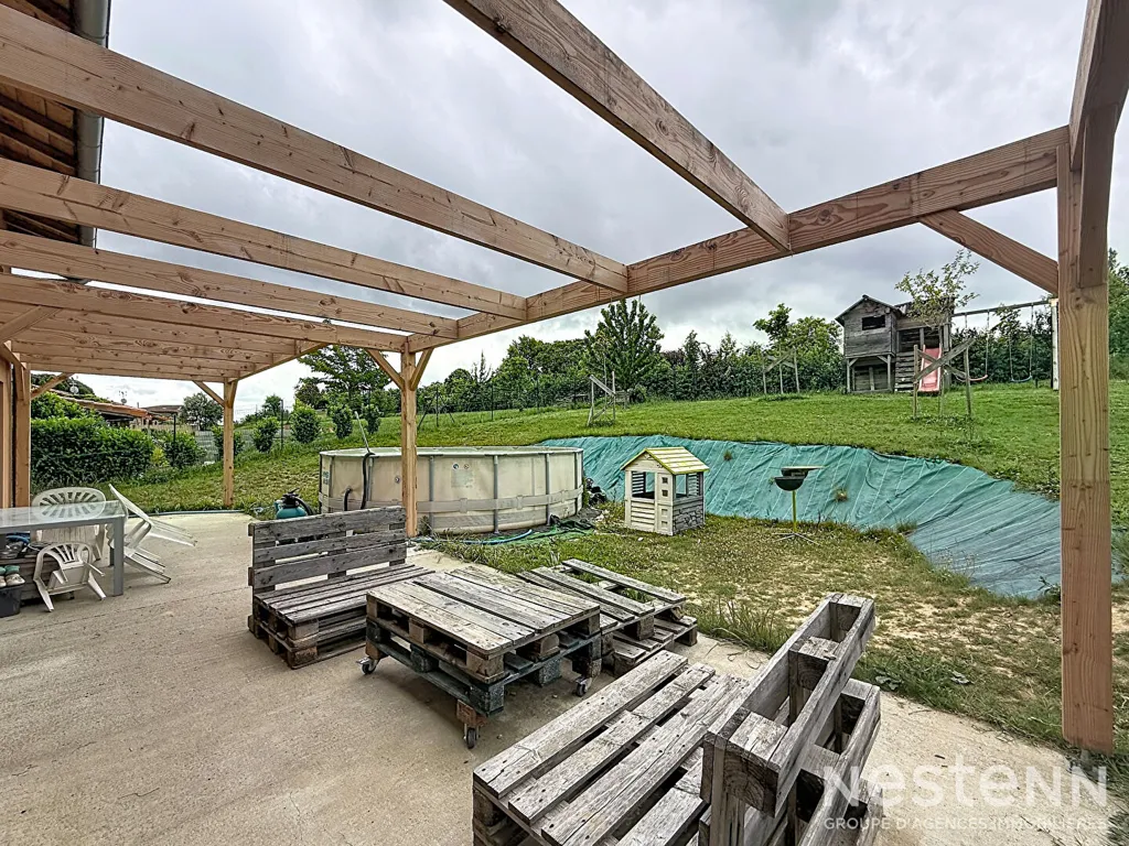 Terrass - Modern Maison with Terrace in Donneville