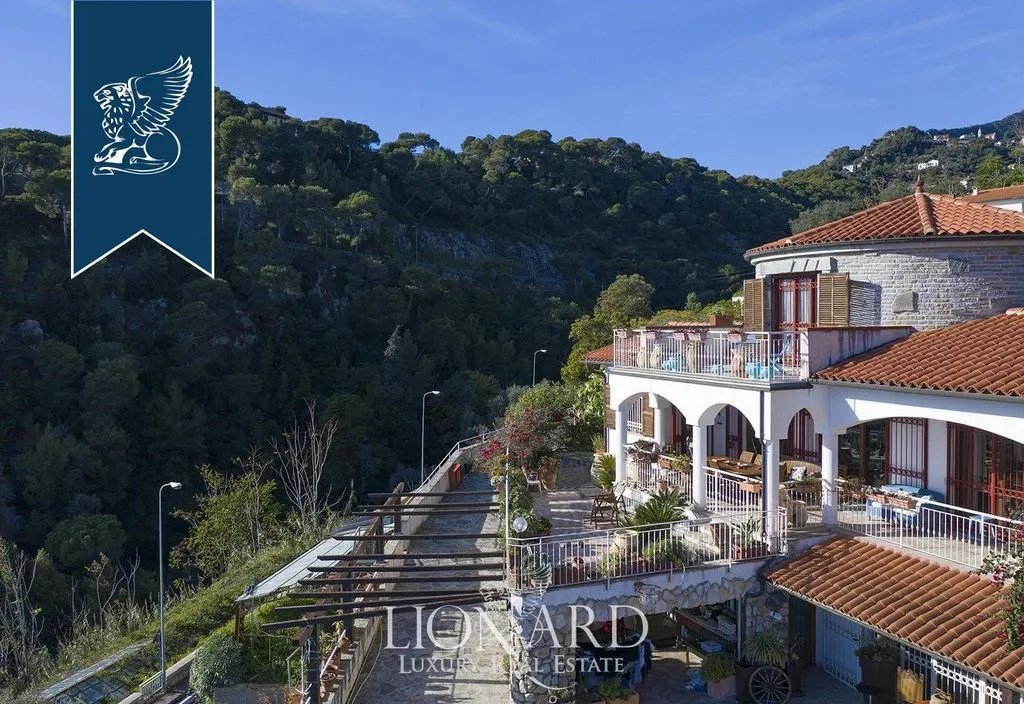 Vue aérienne - Luxury Villa with Sea View in Ventimiglia