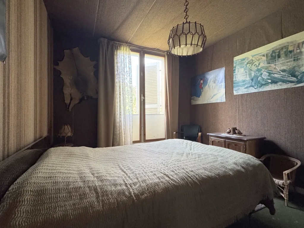 Chambres - Appartement T6 avec Parc à Saint-Dié-des-Vosges