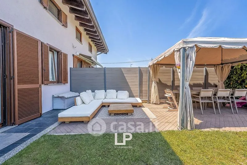 Terrasse - Bifamiliar Villa with Pool in Sesto Calende