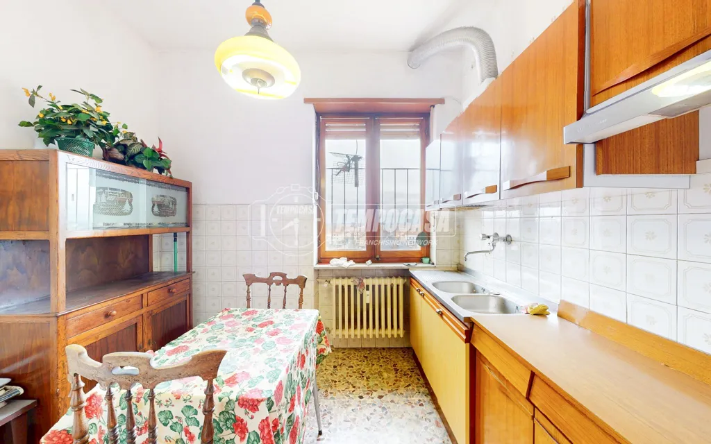 Köök - Three-Bedroom Flat with Panoramic View in Orbassano