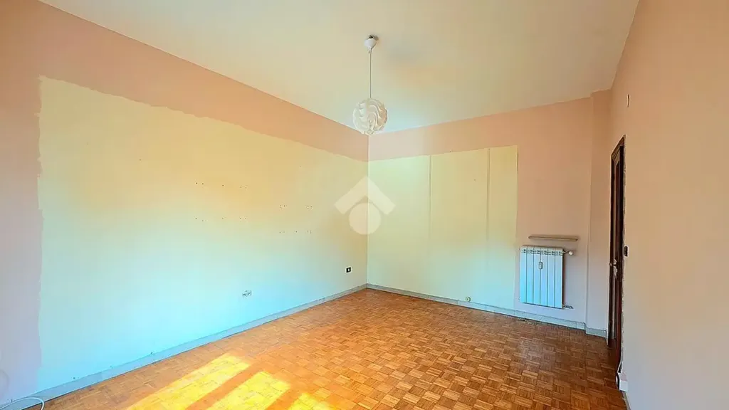 Pièces - Apartment with Balcony in Savona