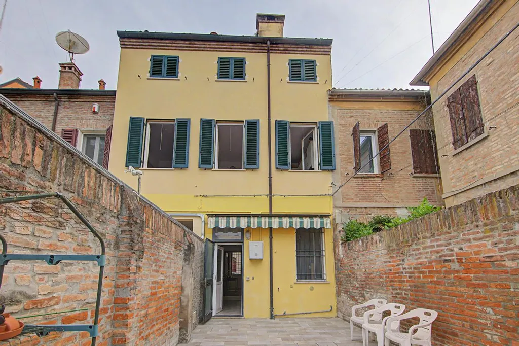 Jardin - Terraced House with Private Garden in Ferrara