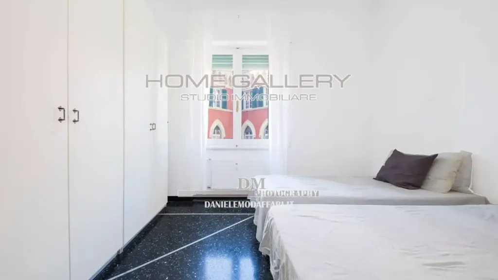 Chambres - Trilocale with Balcony in Albaro, Genoa