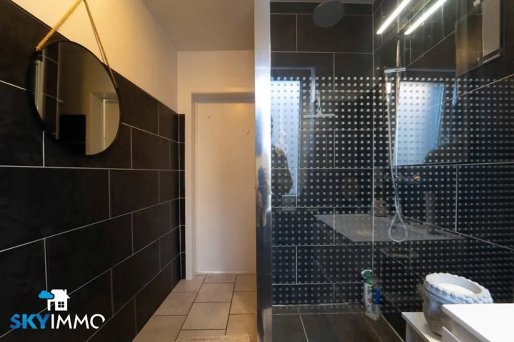 Bagni - Apartment with Terrace and Garage in Herstal