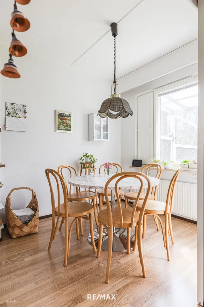 Salle à manger - Spacious Terraced Apartment in Lahti