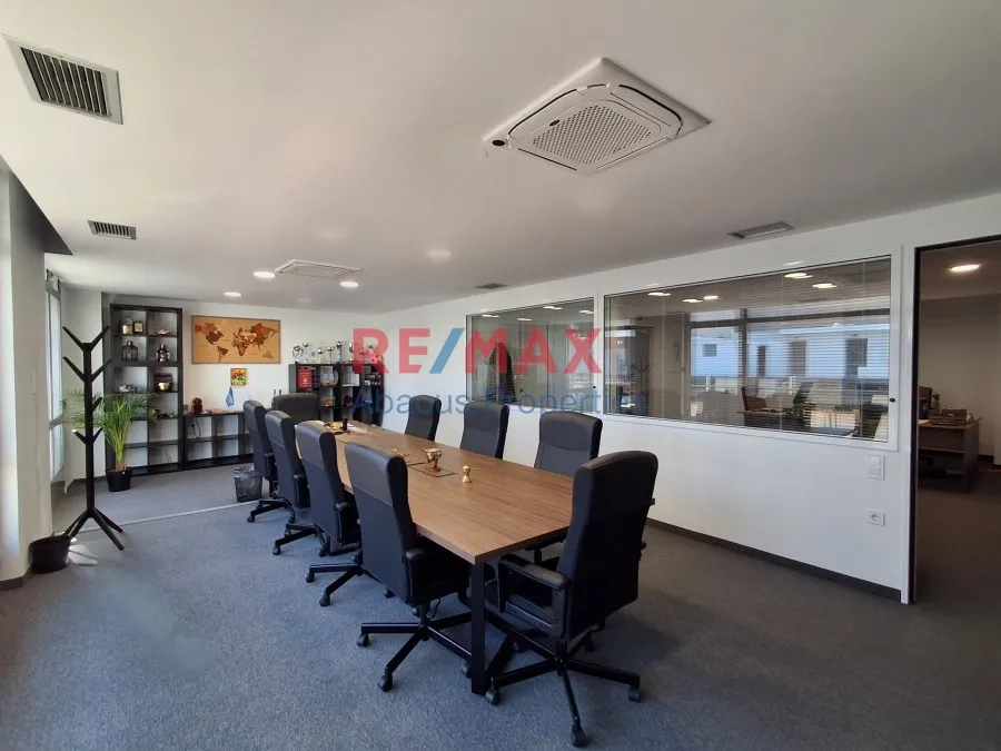 Studio - Commercial Space with Harbour View in Piraeus
