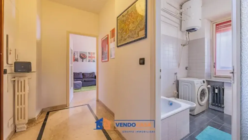 Salles de bain - Bright Apartment with Balcony in Turin