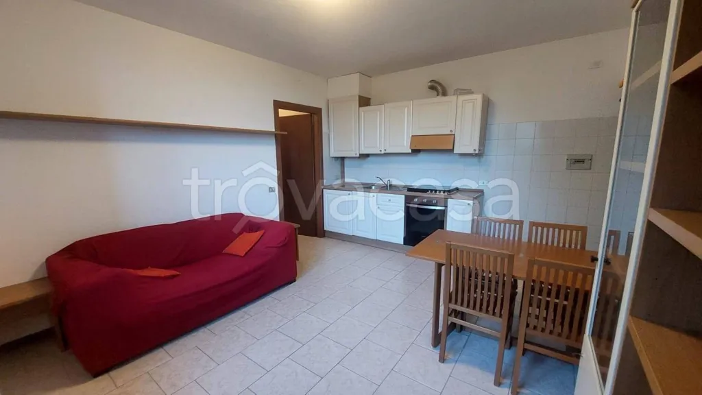 Séjour - Bright Two-Bedroom Apartment with Parking in Oggiona