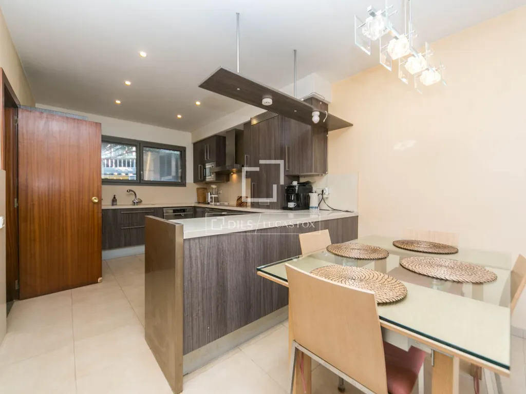 Cucina - Luxury Villa with Pool in Gavà Mar