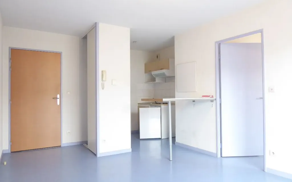 Cuisine - Appartement T2 dans Résidence Sécurisée à Limoges