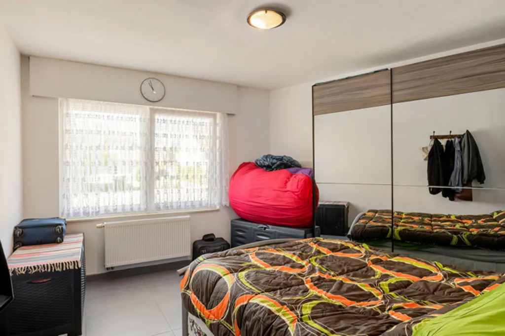 Magamistoad - Spacious Apartment with Garden in Mol