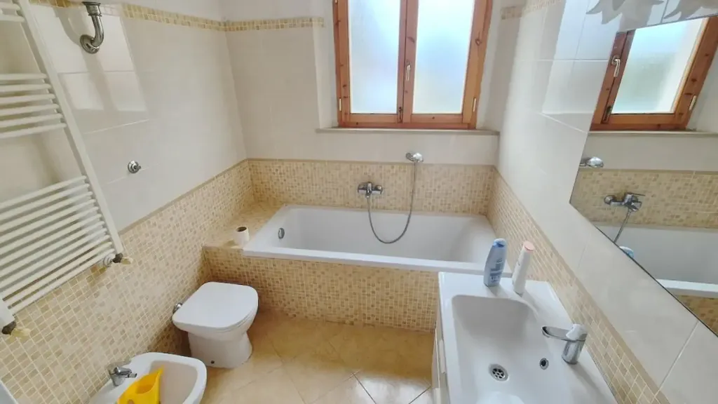Vannitoad - Rustic Villa with Garden in Pisa