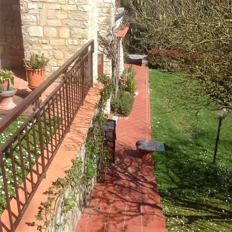 Jardin - Luxury Villa with Pool in Borgo San Lorenzo