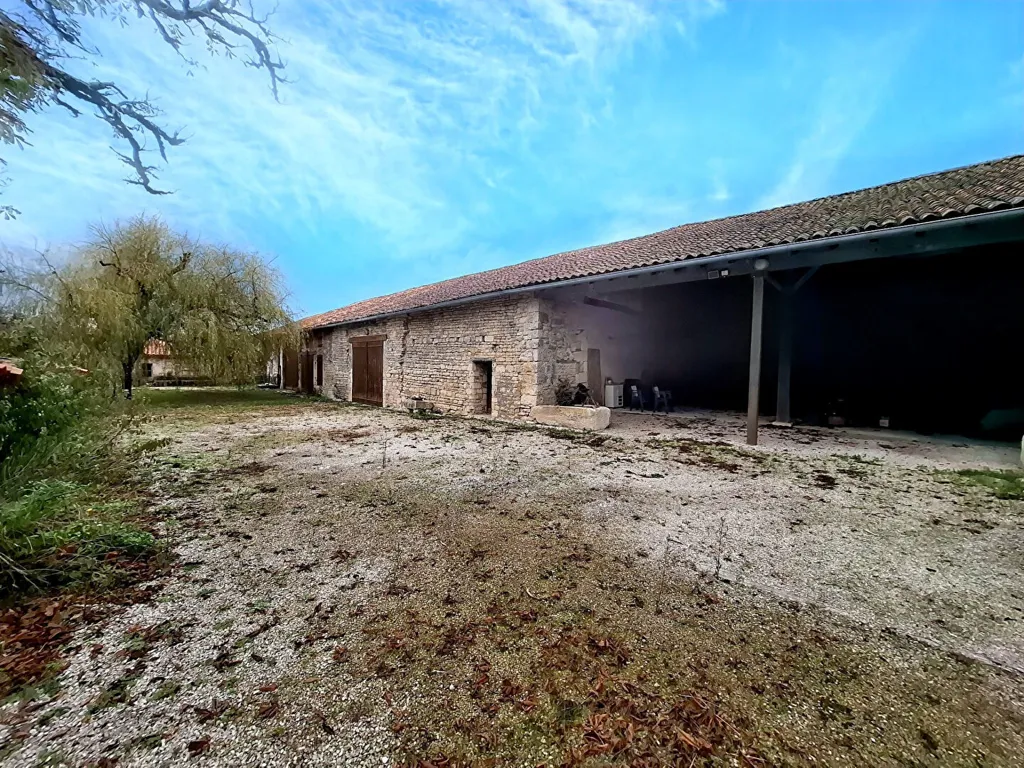 Aed - Historic Templar Commandery with Longère in Quiet Setting