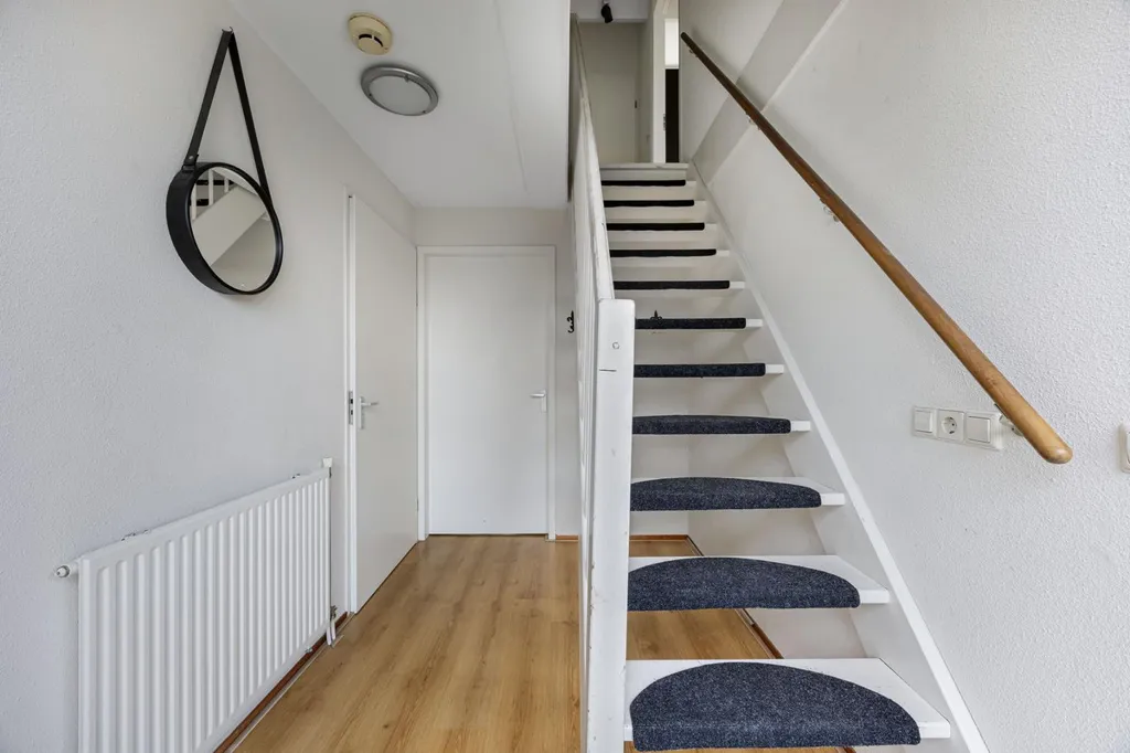 Toad - Villa with Large Garden in Zeewolde