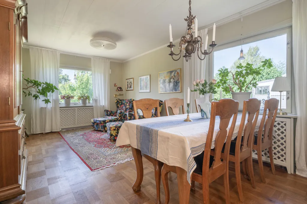 Sala da pranzo - Charming 1940s Villa with Garden in Sundby