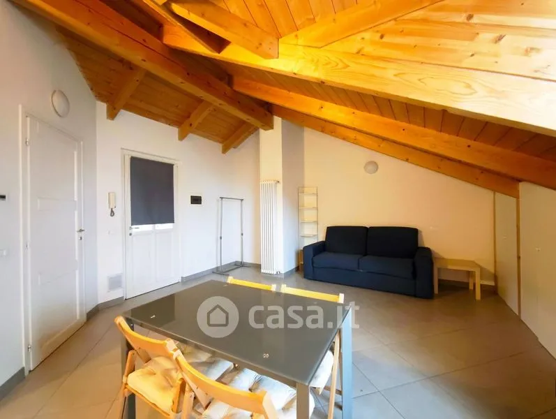 Pièces - Modern Studio with Lift in Biella Centre