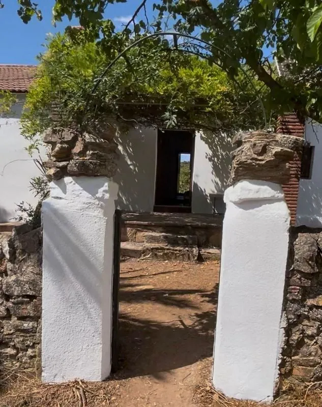 Aed - Rustic Cortijo with Pool in Alanís
