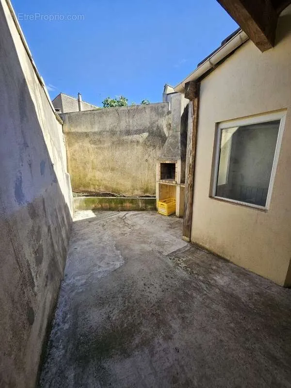 Jardin - Immeuble de Caractère avec Local Professionnel à Graulhet