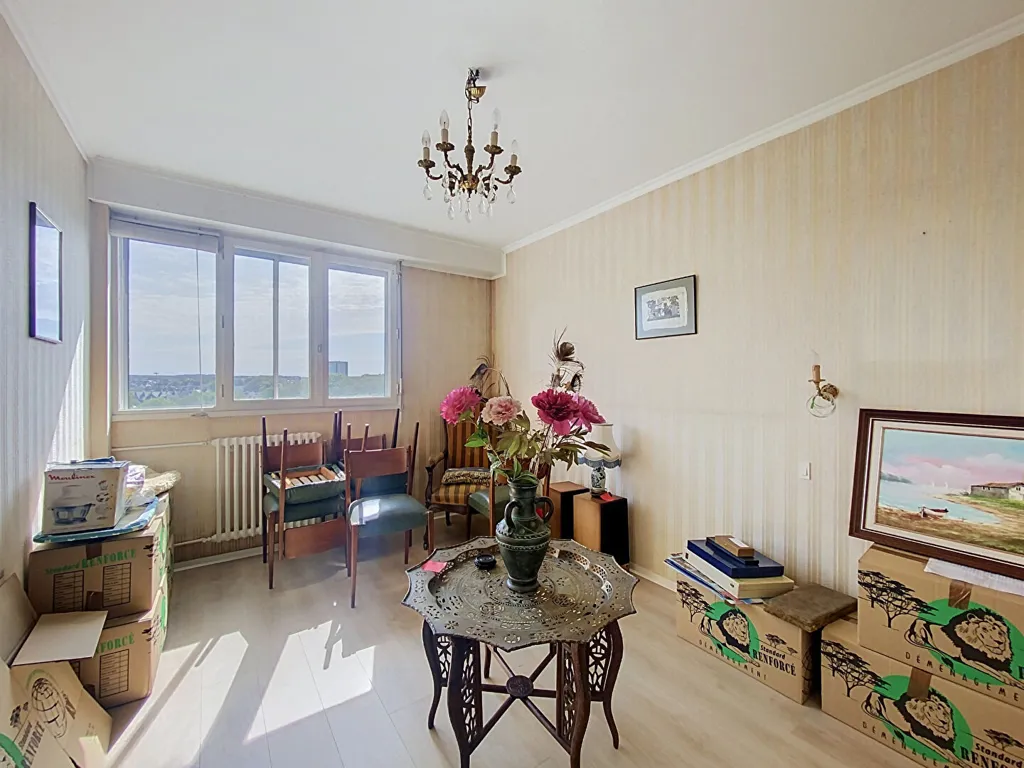 Séjour - Appartement T4 avec Balcon à Lorient