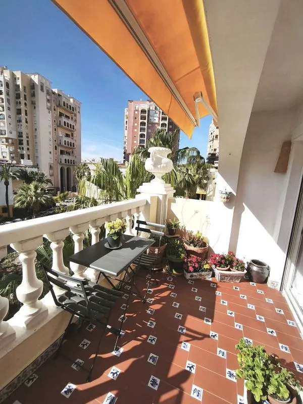 balcony