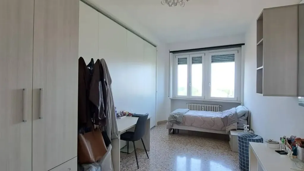 Chambres - Student Apartment with Balcony in Parma