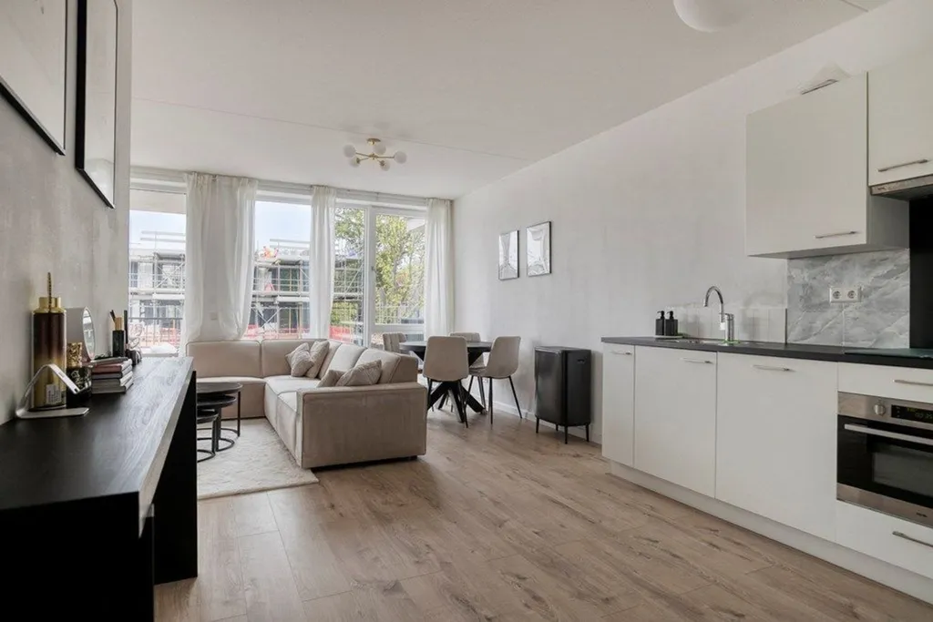 Köök - 1-Bedroom Apartment with Balcony in Rotterdam
