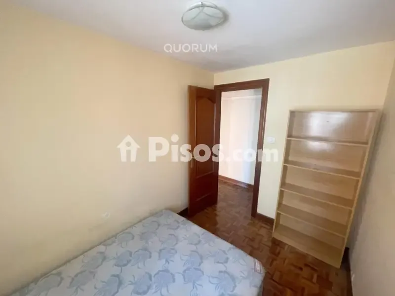 Bedrooms - Bright Apartment with Terrace near Basarrate Metro