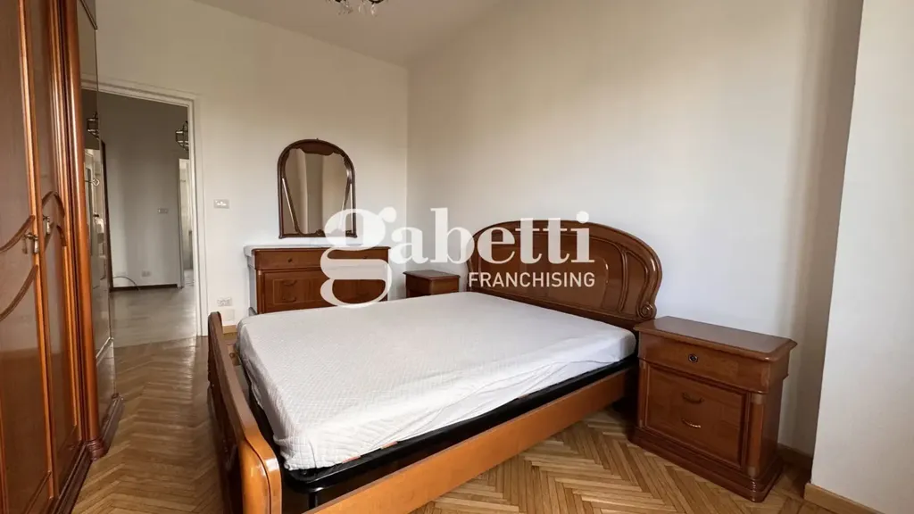 Magamistoad - Central Triplex with Balcony in Turin