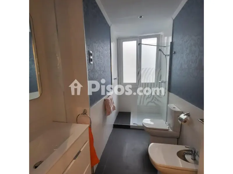 Salles de bain - Modernised Flat with Exterior Views in Indautxu