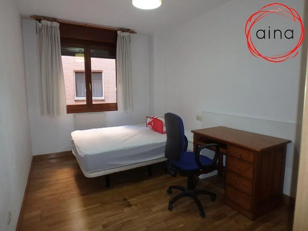 Magamistoad - Student-Friendly Flat with Terrace in Milagrosa