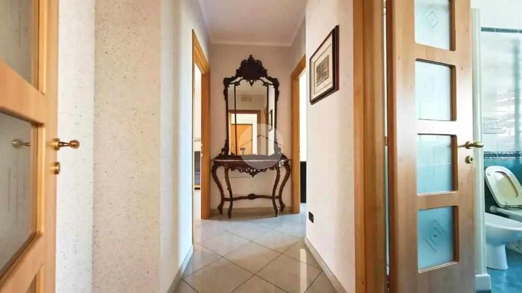hallway_entrance