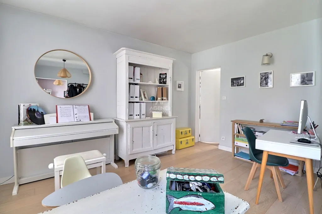Bureau - Appartement Duplex avec Jardin Collectif à Versailles Montreuil