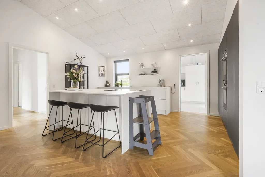 Kitchen - Modern Villa with Large Terrace in Bullerup