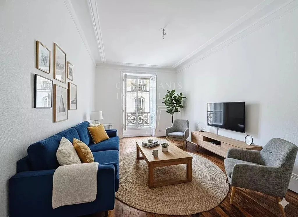 Elutuba - Two-Room Flat to Renovate in Saint-Germain, Paris