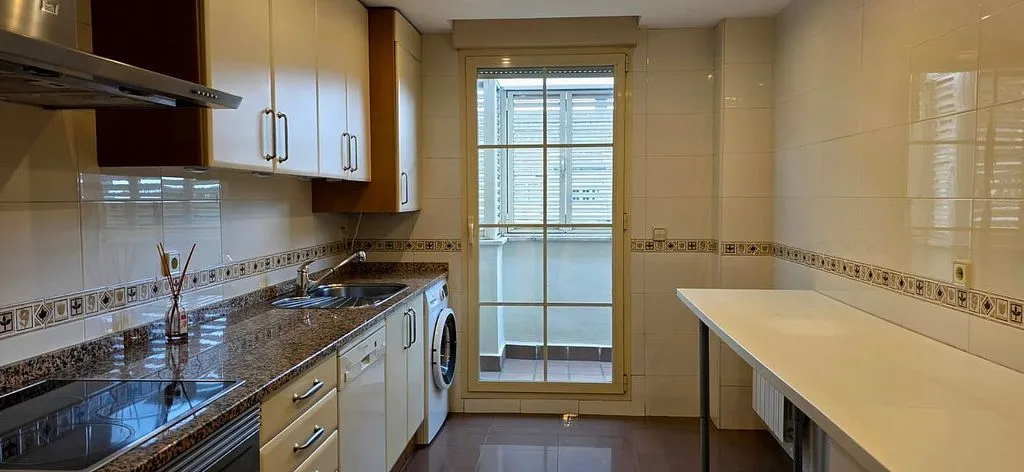 Cuisine - Apartment with Pool and Terrace in Valdemarín