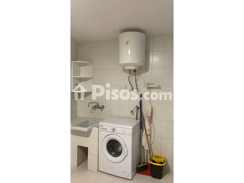 Lavanderia - Student Flat with Equipped Kitchen in Ponte Vella