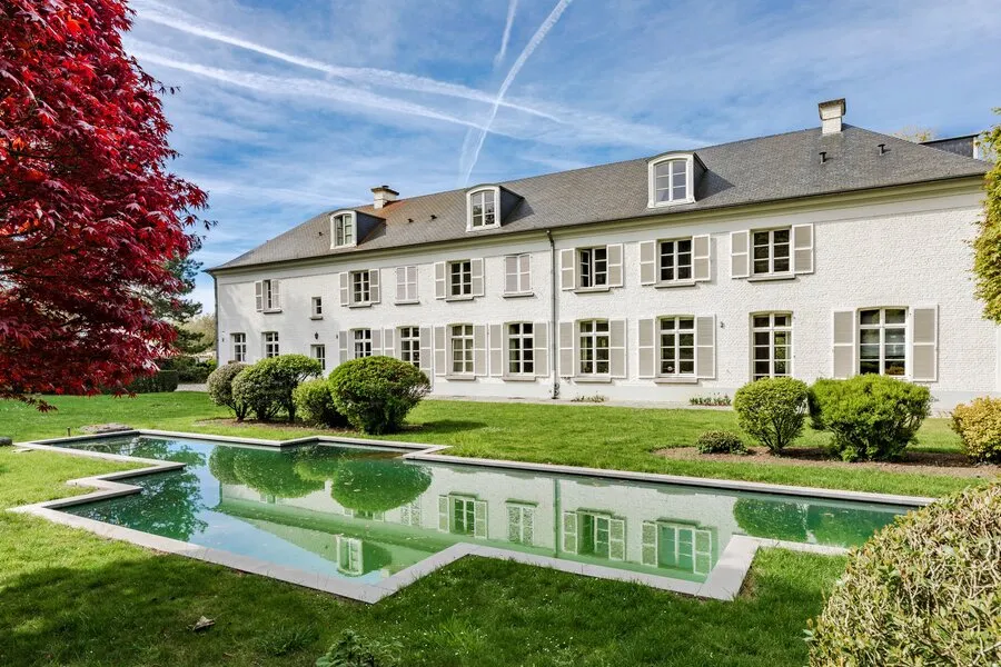 Bassein - Renovated Villa with Eco-Friendly Pool in Espinette Centrale