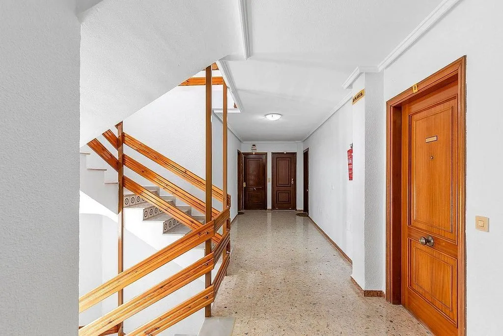 Hallway - 3-Bed Apartment with Terrace in El Acequión