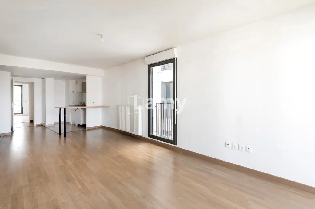 Soggiorno - 3-Bedroom Apartment with Balcony in Juvisy